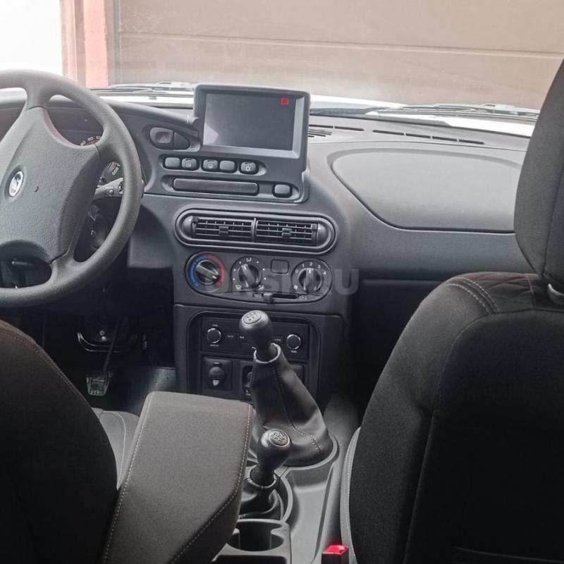 продам нива трэвэл блэк 24 новая дешевле салона вы будете первым собственником - Гай