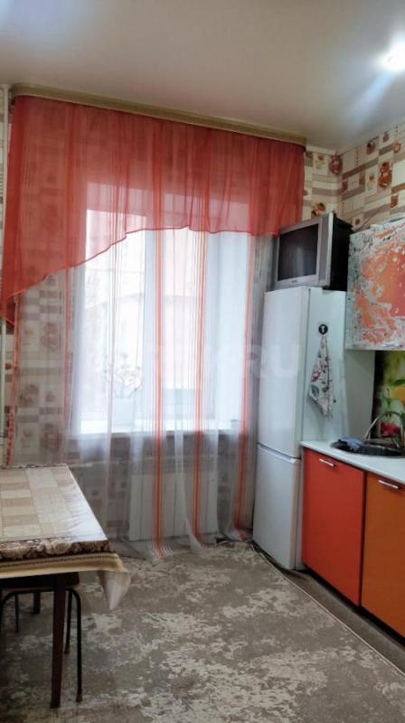 Продается просторная двухкомнатная квартира в  городе Новотроицк ( ул. - Новотроицк