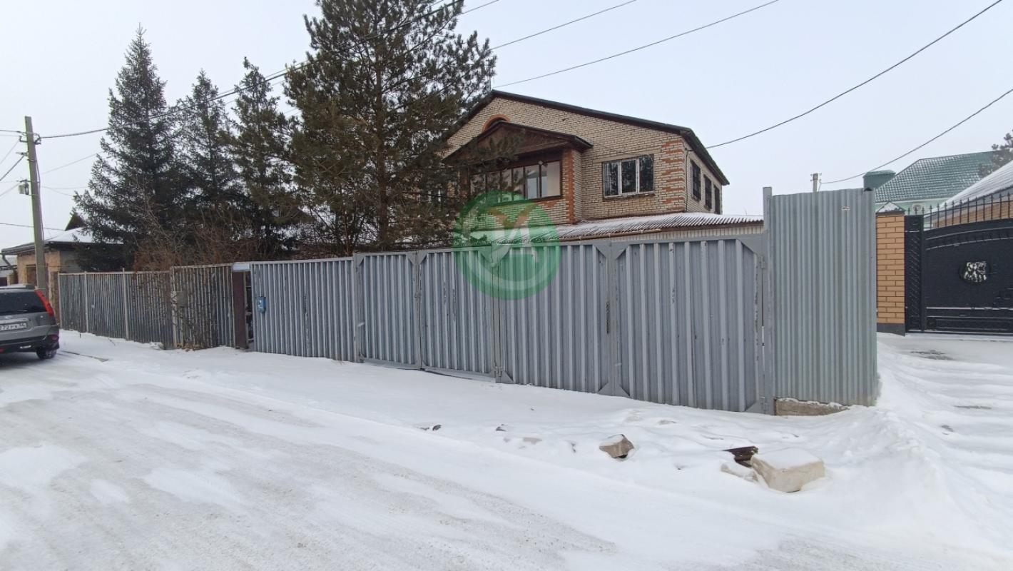 К продаже предлагается индивидуальный жилой дом на земельном участке полностью пригодный для комфорт - Орск