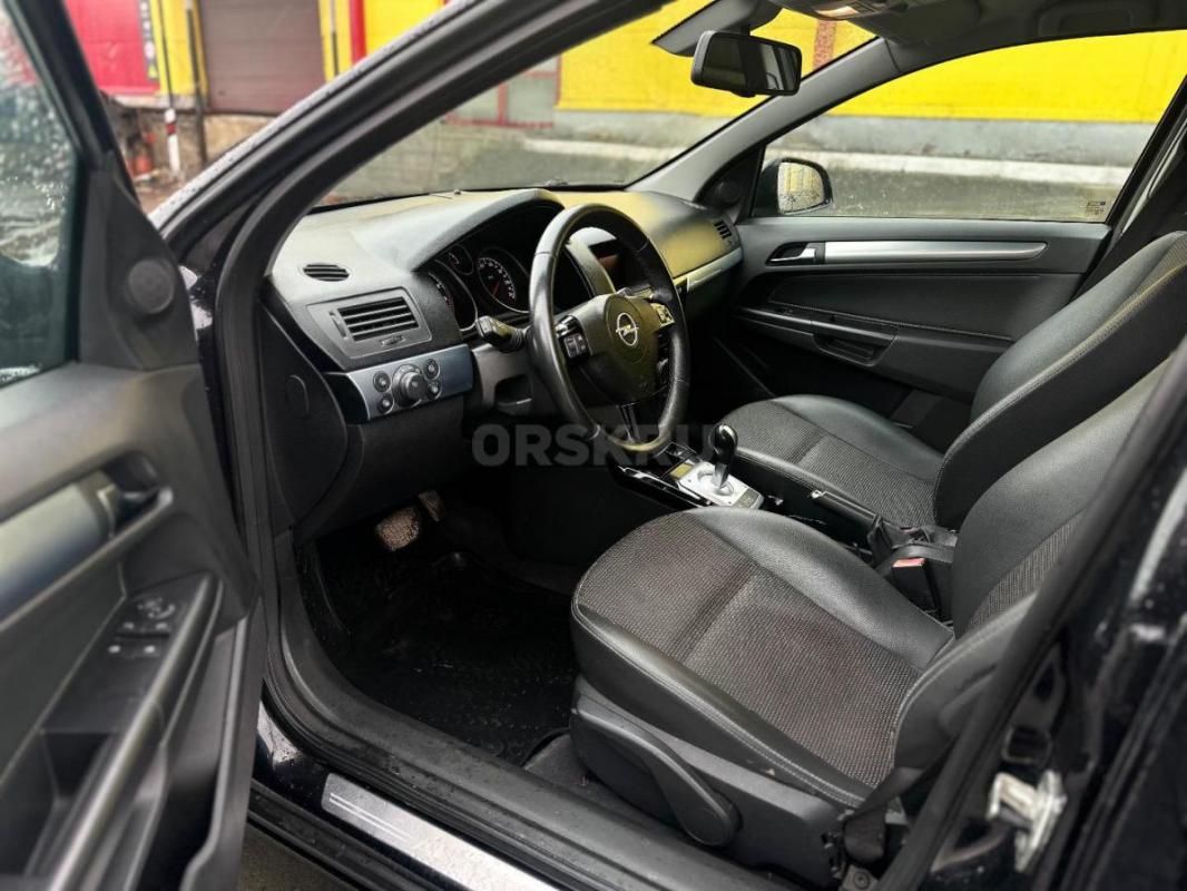 Продам Opel Astra H 2011г
3 собственника 
Пробег 197.000
Двигатель 1.6 в идеальном состоянии
Кор - Орск
