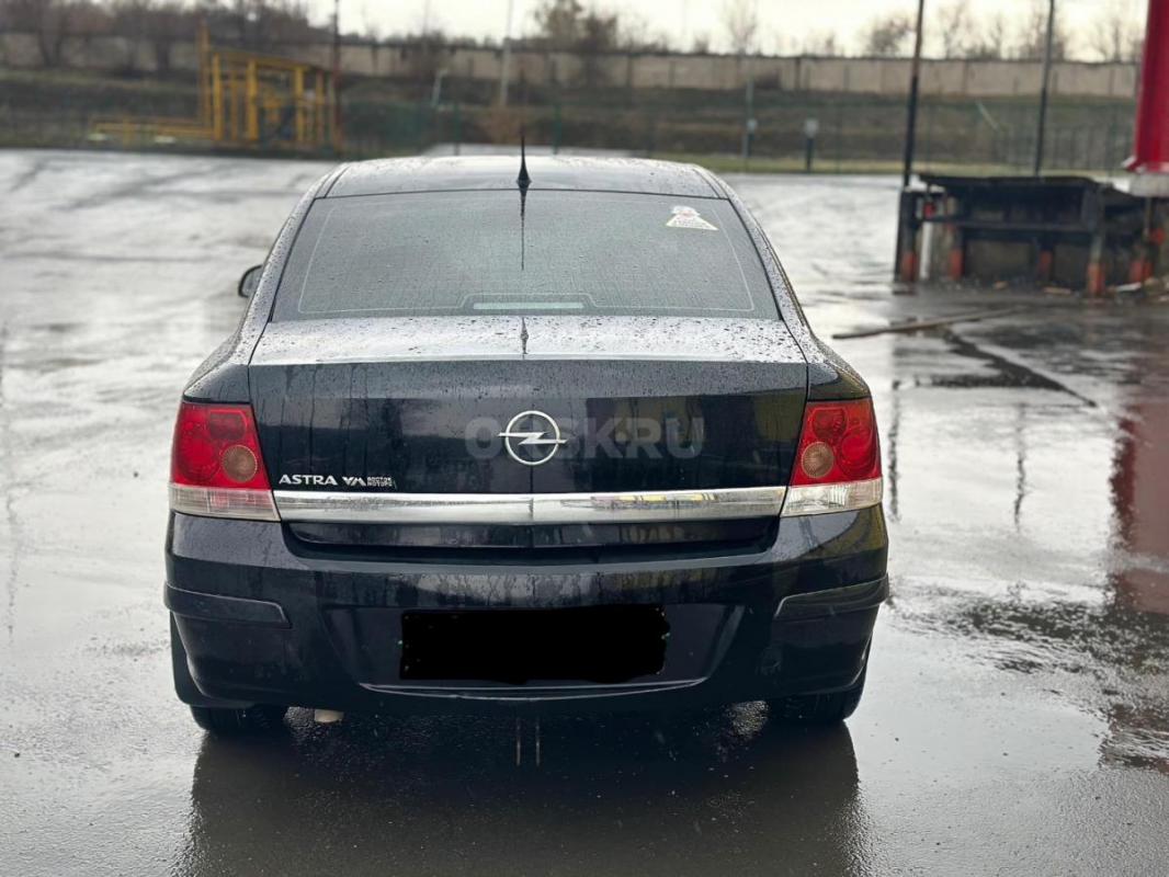 Продам Opel Astra H 2011г
3 собственника 
Пробег 197.000
Двигатель 1.6 в идеальном состоянии
Кор - Орск