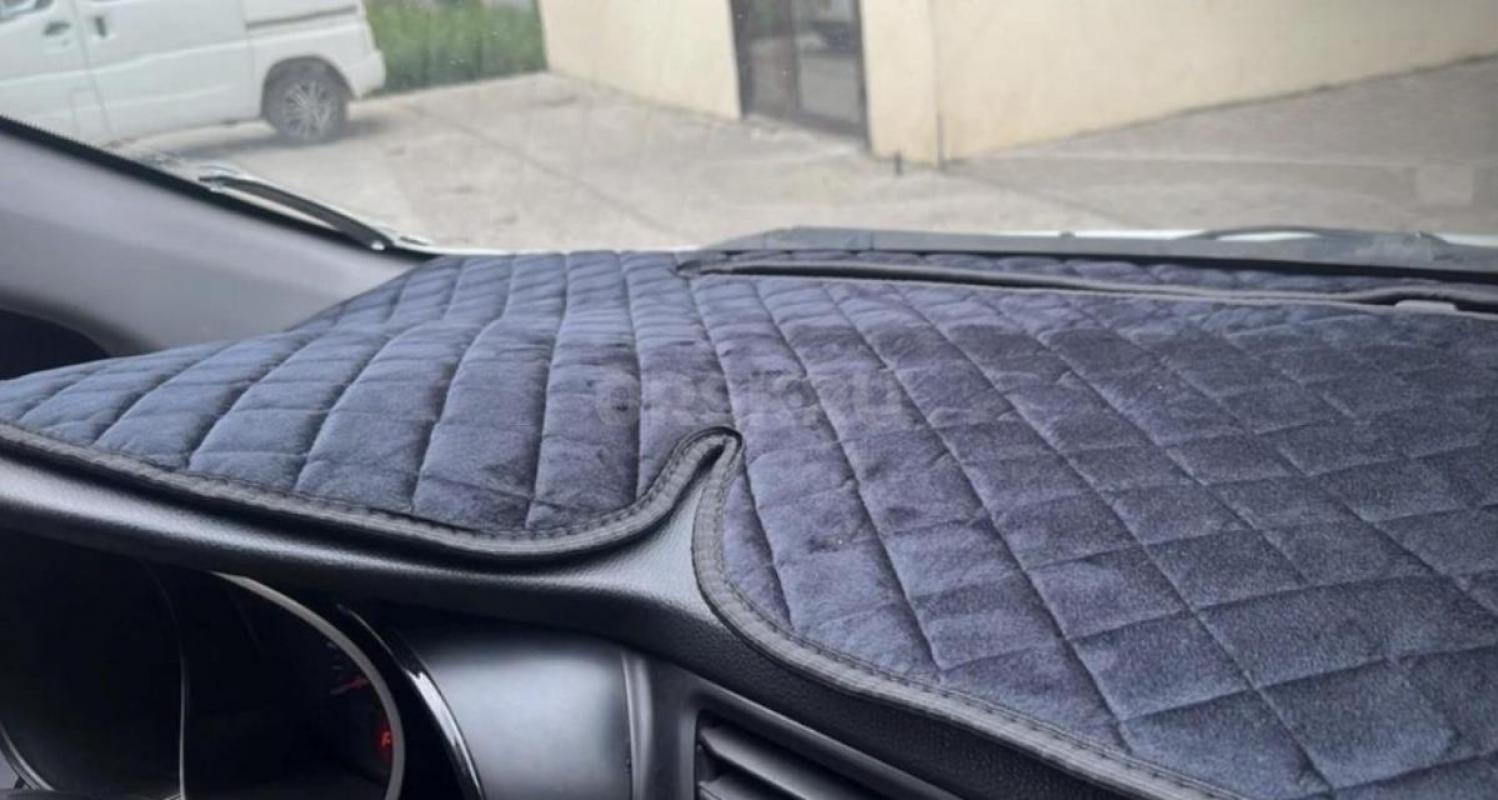 Продам новую велюровую накидку на приборную панель Kio Rio 3. - Орск