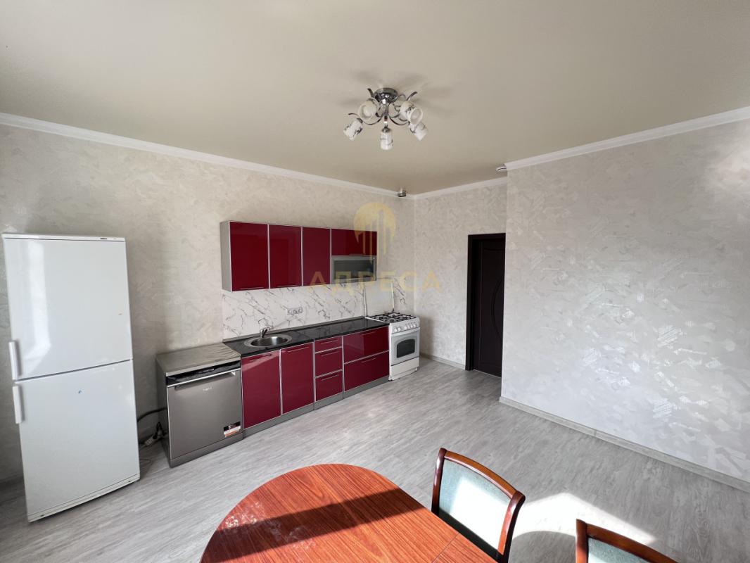 Продаётся просторный и надёжный дом для большой семьи в поселке Ленина ( Заречье) со всей необходимо - Ленина