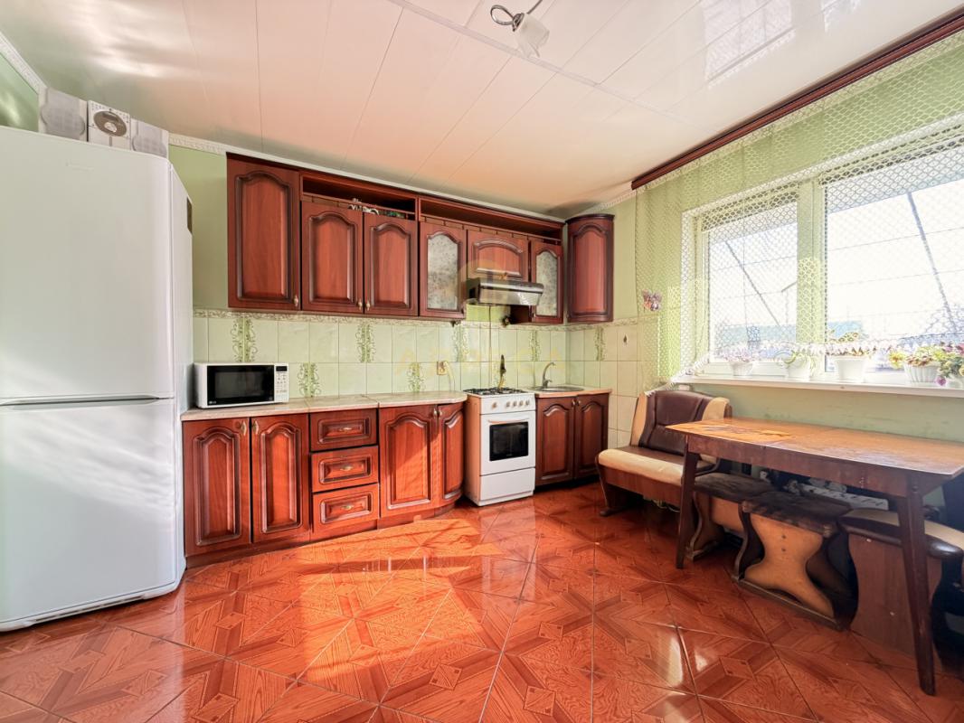 Продаётся 2-х этажный дом для большой семьи в поселке Кушкуль, со всей необходимой инфраструктурой д - Поселок Кушкуль