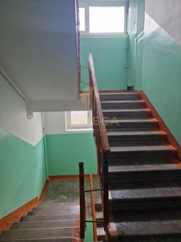 Продается шикарная трёхкомнатная квартира, светлая с изолированными комнатами и раздельным сан/узлом - Оренбург