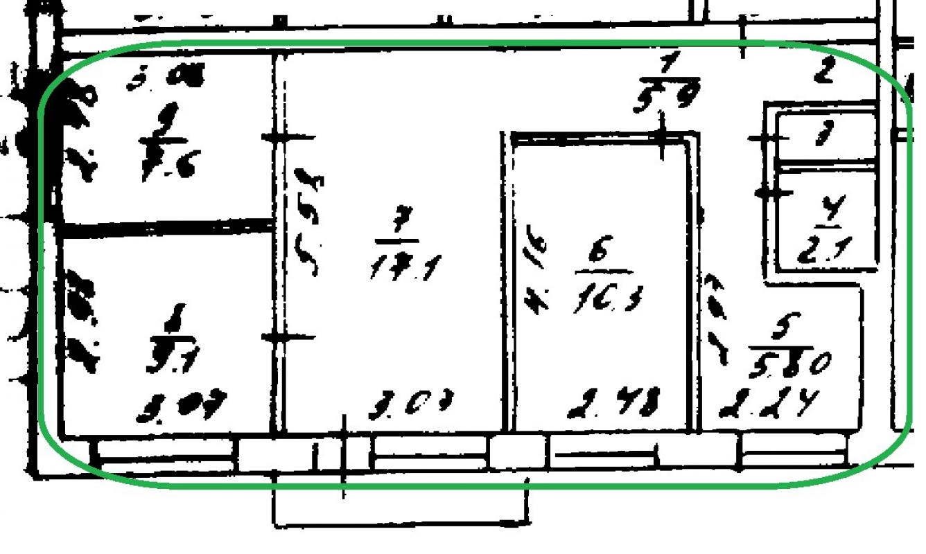 4 комнатная квартира в хорошем районе. - 