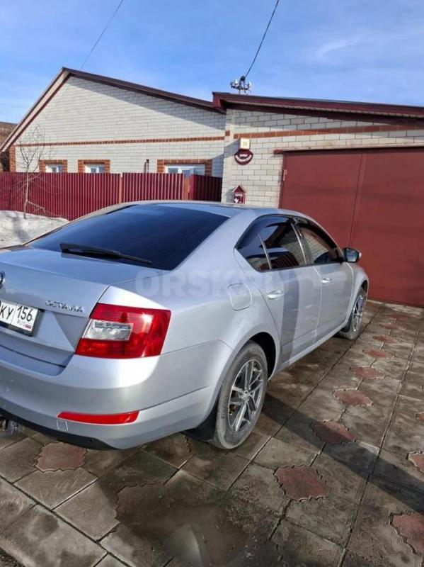 Продам ШКОДА ОКТАВИА А7 2014г., пробег  106 там., 2 хозяин, резина зима-лето на дисках (1 сезон). - Орск