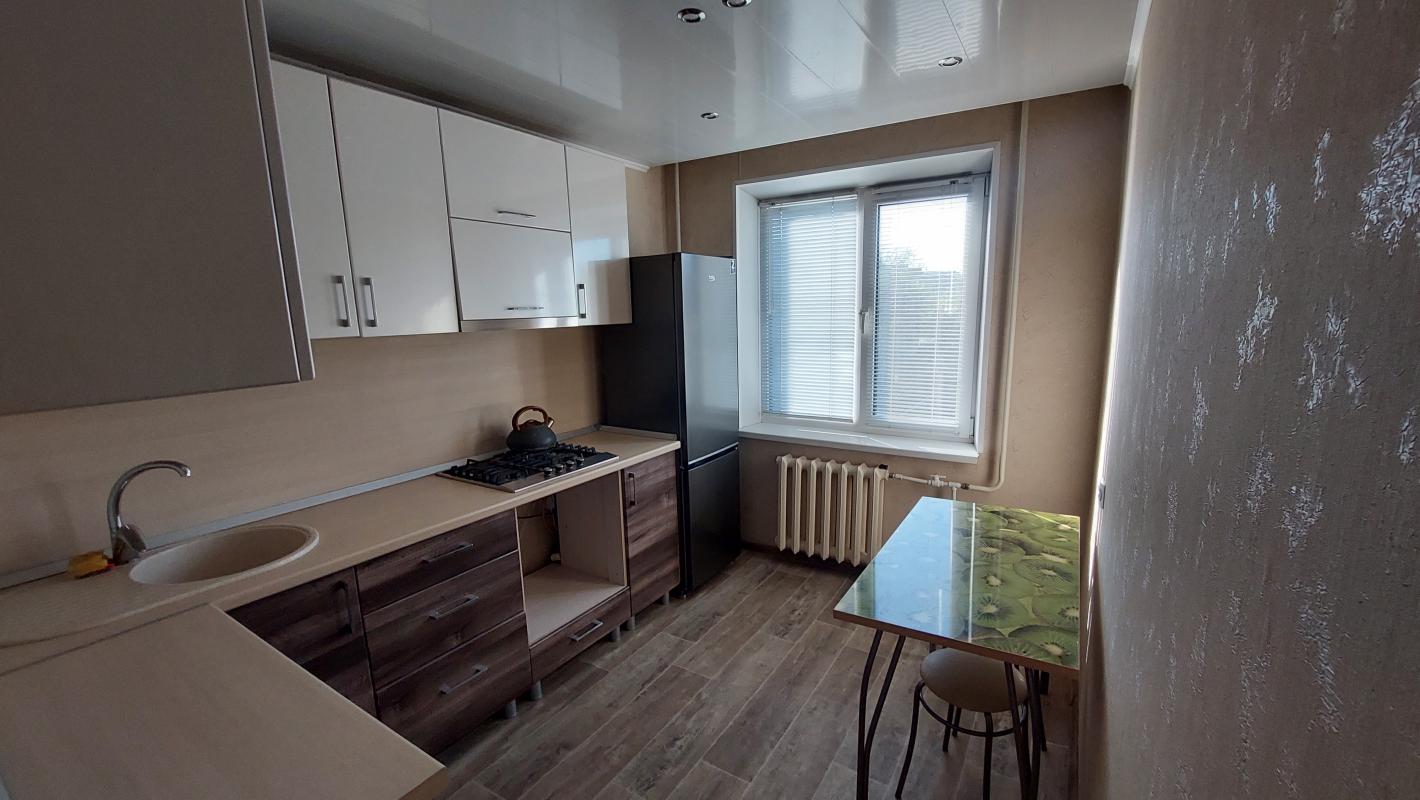 Сдам 3-комн. - Новотроицк