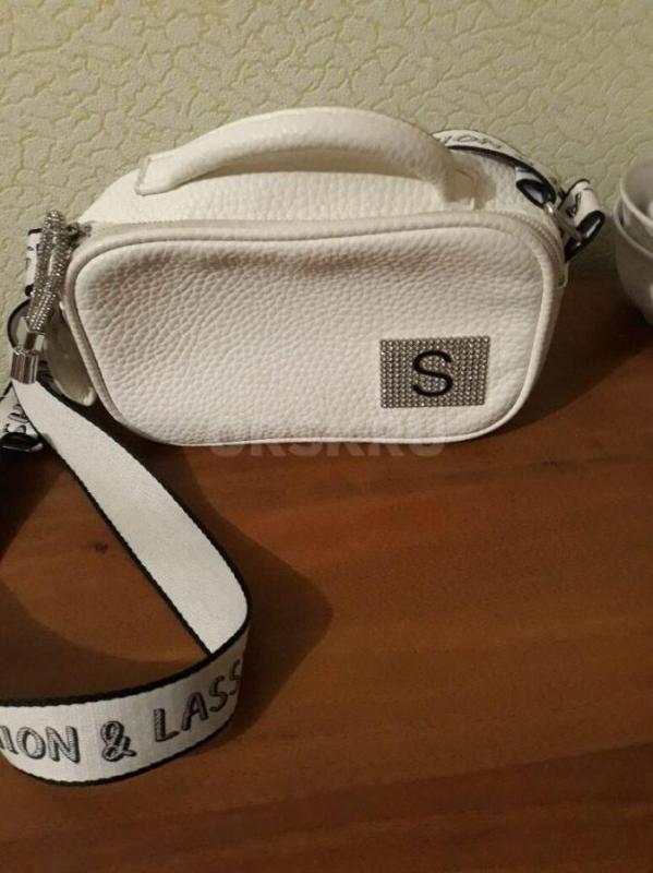 Ботинки демисезонные, состояние новых, по стельке 26 см ( одеты несколько раз)-600 руб., кроссовки п - Орск