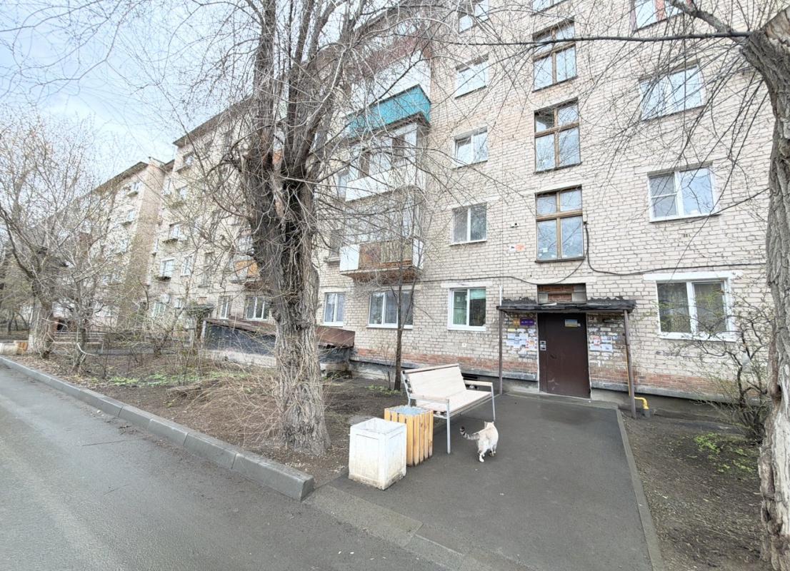 • Центр! 3-комн. - Новотроицк