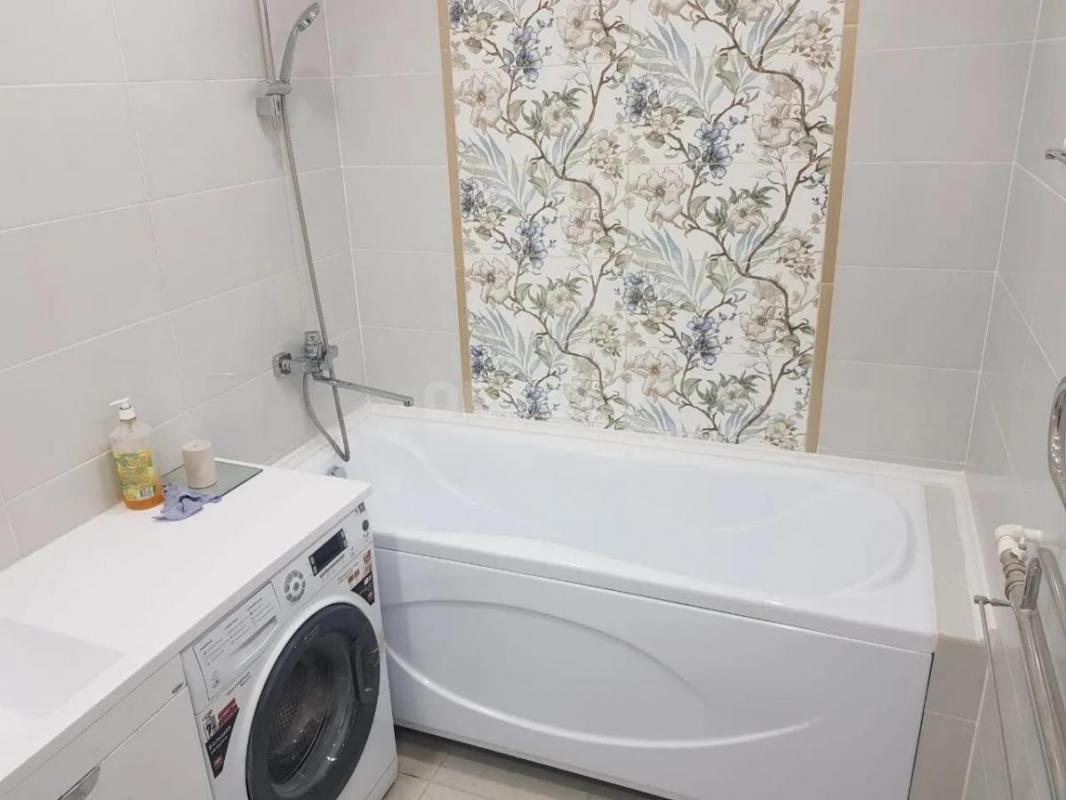 Выполню отделочные работы в квартирах, домах любой сложности: от мелкого косметического ремонта до р - Орск