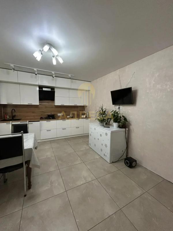 Продается дом, завершенного строительства и введенного в эксплуатацию по адреса ул. - Оренбург