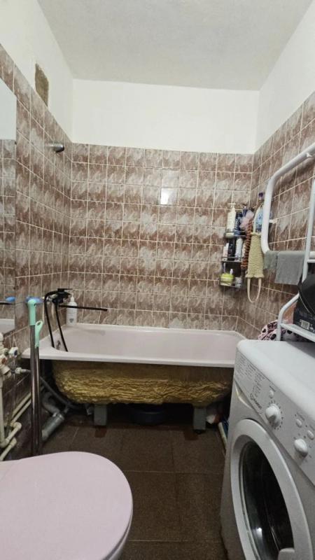 Продам шикарную квартиру на ул. - Новотроицк