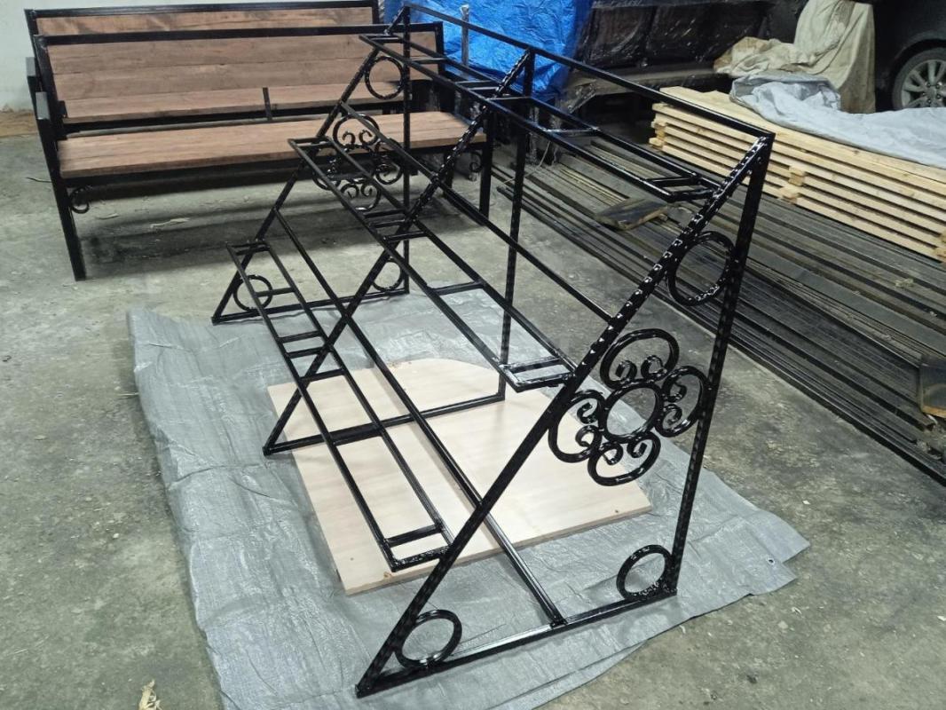 изготовим любые металлоизделия из профиля
садовую мебель столы стулья лавки скамейки мангальную зон - Орск