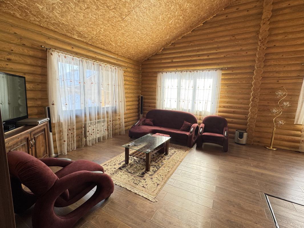 Продам дом из бревна 300 кВ. - Орск