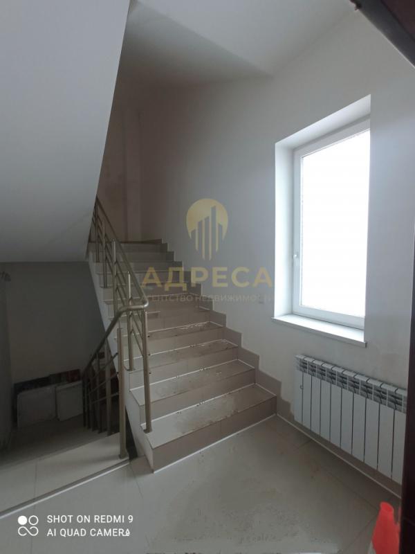 Продается Коммерческое 2-х этажное здание, ( с арендаторами) площадью 695,2 кв. - Оренбург