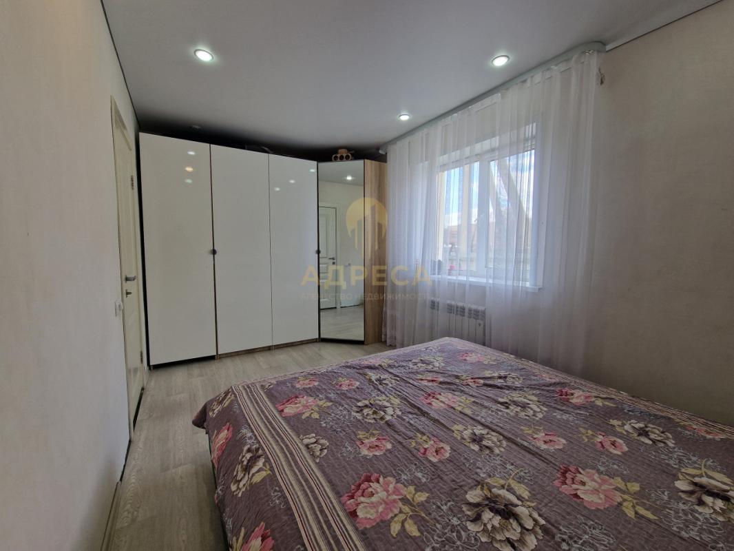 Продается дом, завершенного строительства и введенного в эксплуатацию по адреса ул. - Оренбург