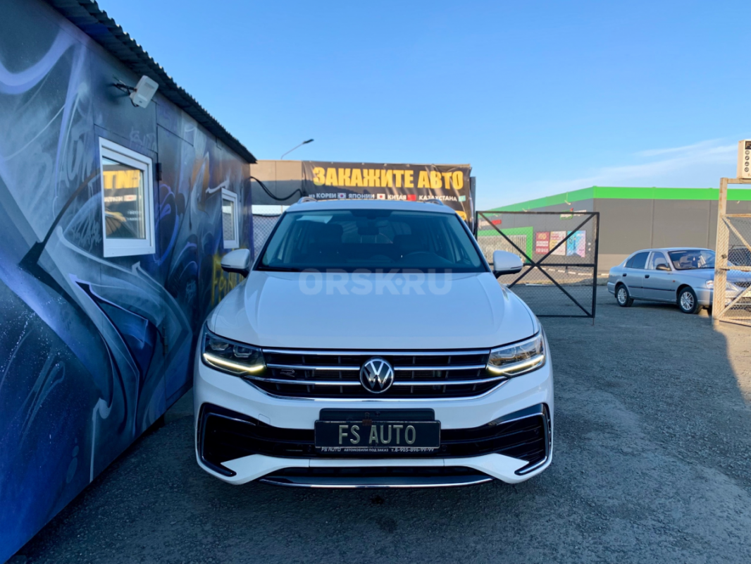 В продаже Volkswagen Tiguan L 2.0 бензин (220 л.с.)
2021 года выпуска. - Орск