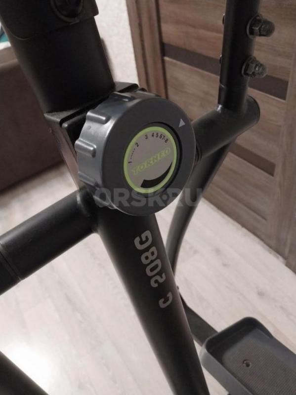 Продам эллиптический тренажёр Torneo
Продам тренажёр в хорошем, достойном состоянии. - Орск