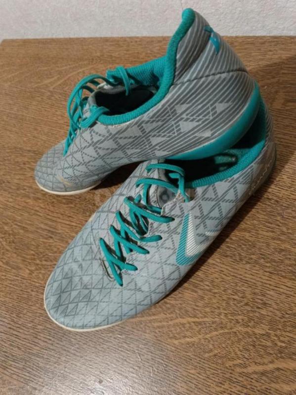 Продам кроссовки мужские 41(40) размера ,длина внутренней стельки 27 см в хорошем состоянии - Орск