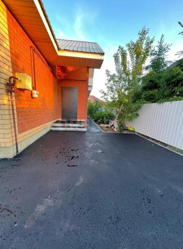 Асфальтирование территорий 
- Асфальтирование дачных участков; 
- Асфальтирование тротуаров; 
- Я - Орск