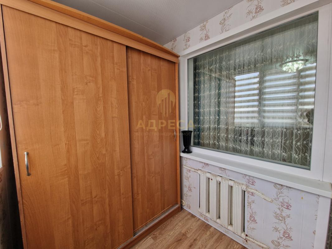 Продается шикарная трёхкомнатная квартира, светлая с изолированными комнатами и раздельным сан/узлом - Оренбург