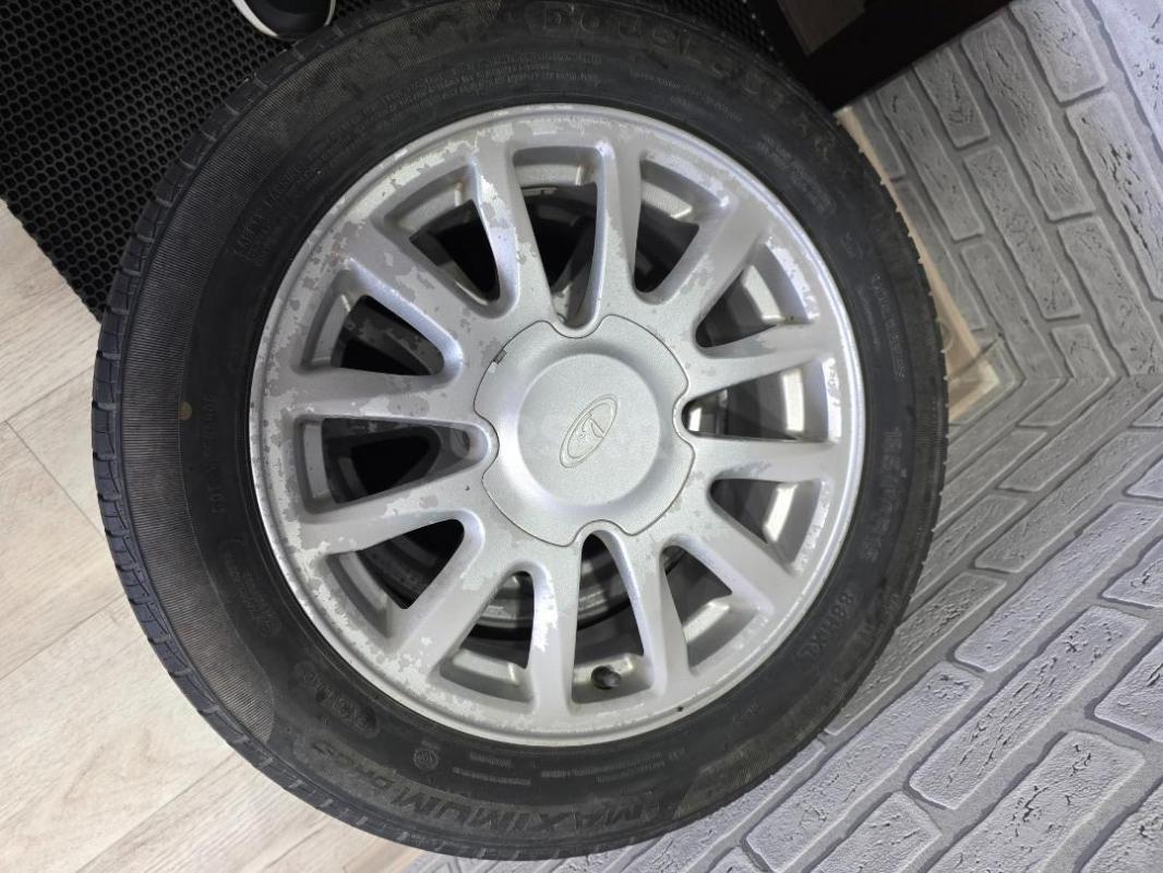 Колеса в сборе поставил и поехал – диски не гнутые, не вареные, ездил аккуратно, прокатывал три года - Орск