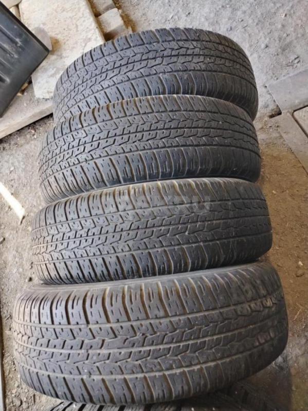 Комплект летних шин Кама 175/70 R13 в нормальном состоянии, на сезон смело, цена за комплект, звонит - Орск