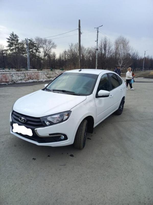 Белая Лада Гранта Лифтбек 2024г. - Орск