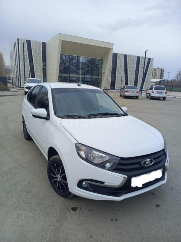 Белая Лада Гранта Лифтбек 2024г. - Орск