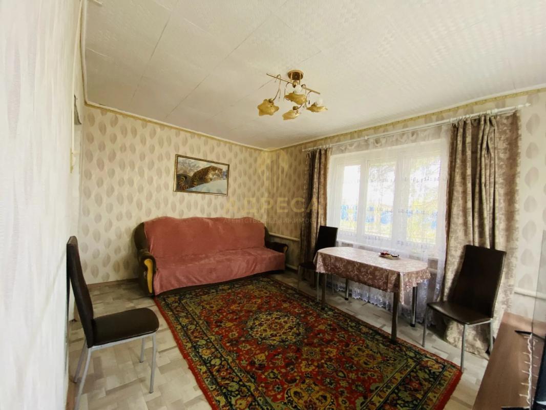 Продается 4 комнатная квартира площадью 64 кв. - Оренбург