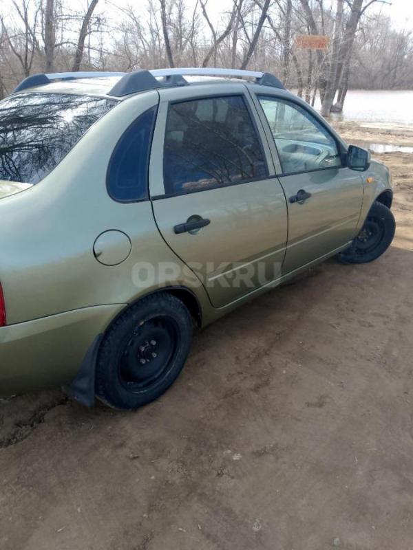 Продам ВАЗ в отличном состоянии эур стекло подъемники музыка сигнализации центр замок двигатель коро - Новоорск