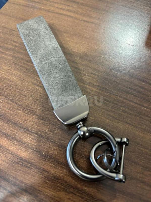 Чехон на ключ ХАВАЛ(М6), брелок ремешок ,новый, натуральная замша - выглядит дорого, не пригодился, - Орск
