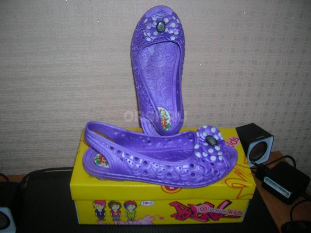 Платья р.135-140, одеты по 1 разу на мероприятия, по 500 руб.+ шорты р.140 в подарок ( вещи в отличн - Орск