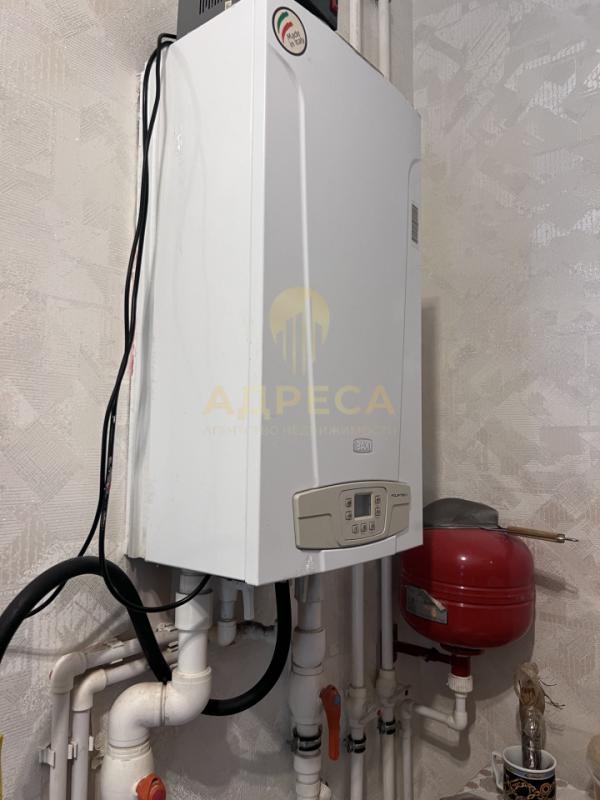 Продаётся просторный и надёжный дом для большой семьи в поселке Ленина ( Заречье) со всей необходимо - Ленина