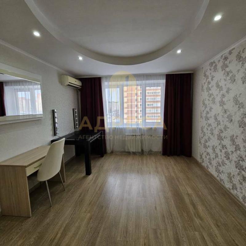 Предлагаем вашему вниманию шикарную 3 комнатную квартиру в самом престижном районе нашего города! - Оренбург