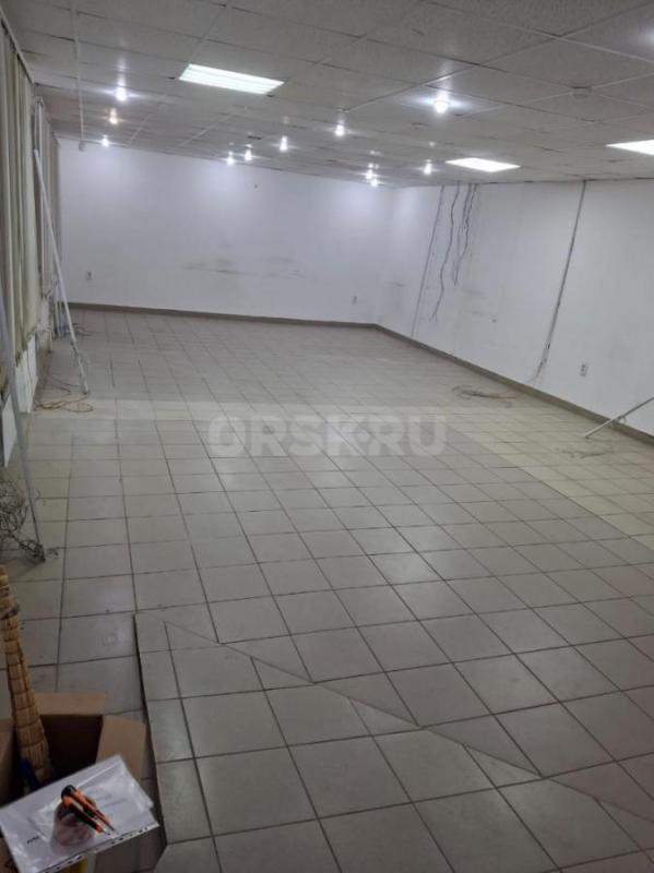 Сдам в аренду помещение под офис, магазин 89 кв. - Орск