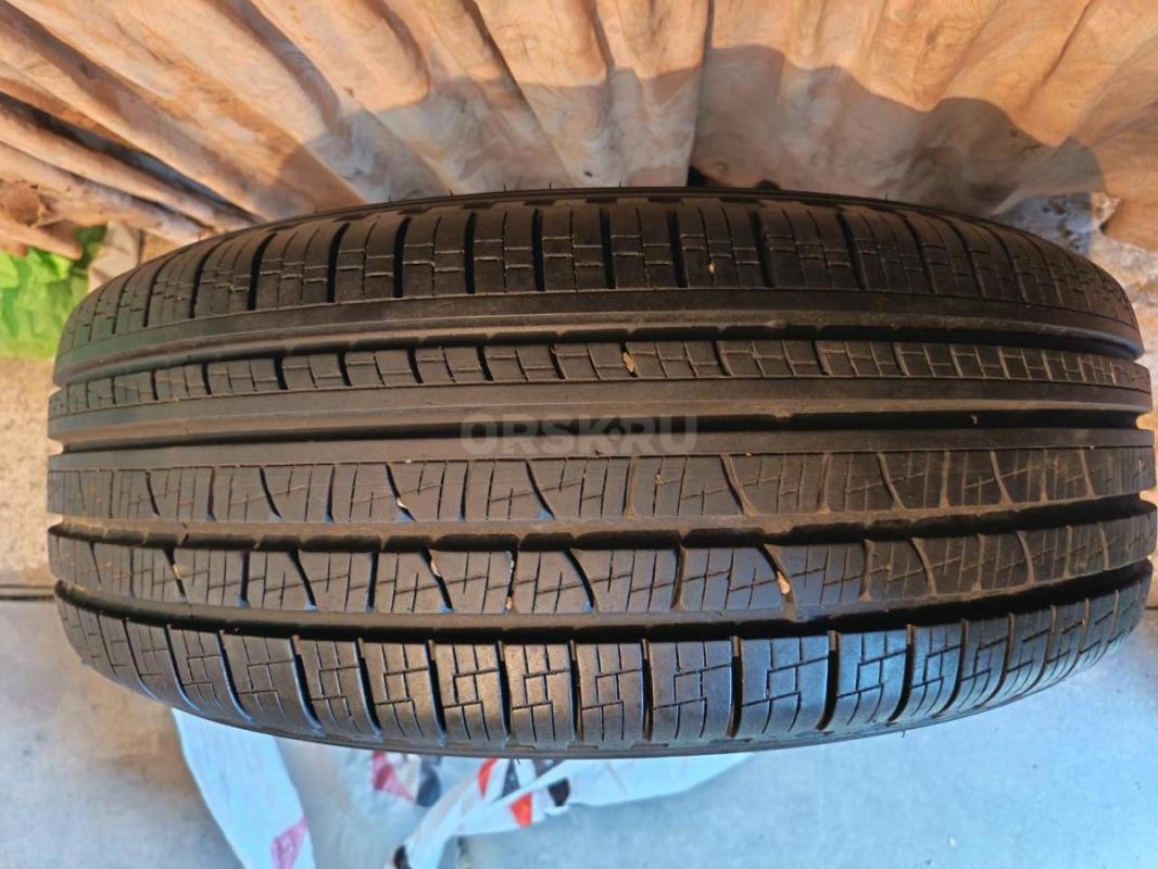 Продам две шины Pirelli scorpion Verde all season, протектор в новом состоянии, шины ремонтные, езди - Орск