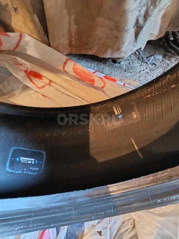 Продам две шины Pirelli scorpion Verde all season, протектор в новом состоянии, шины ремонтные, езди - Орск