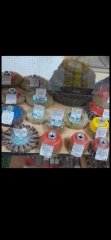 Куплю щетки по металу 50р.шт. электроды мр 3мм. 4мм. 250рубо. - Орск