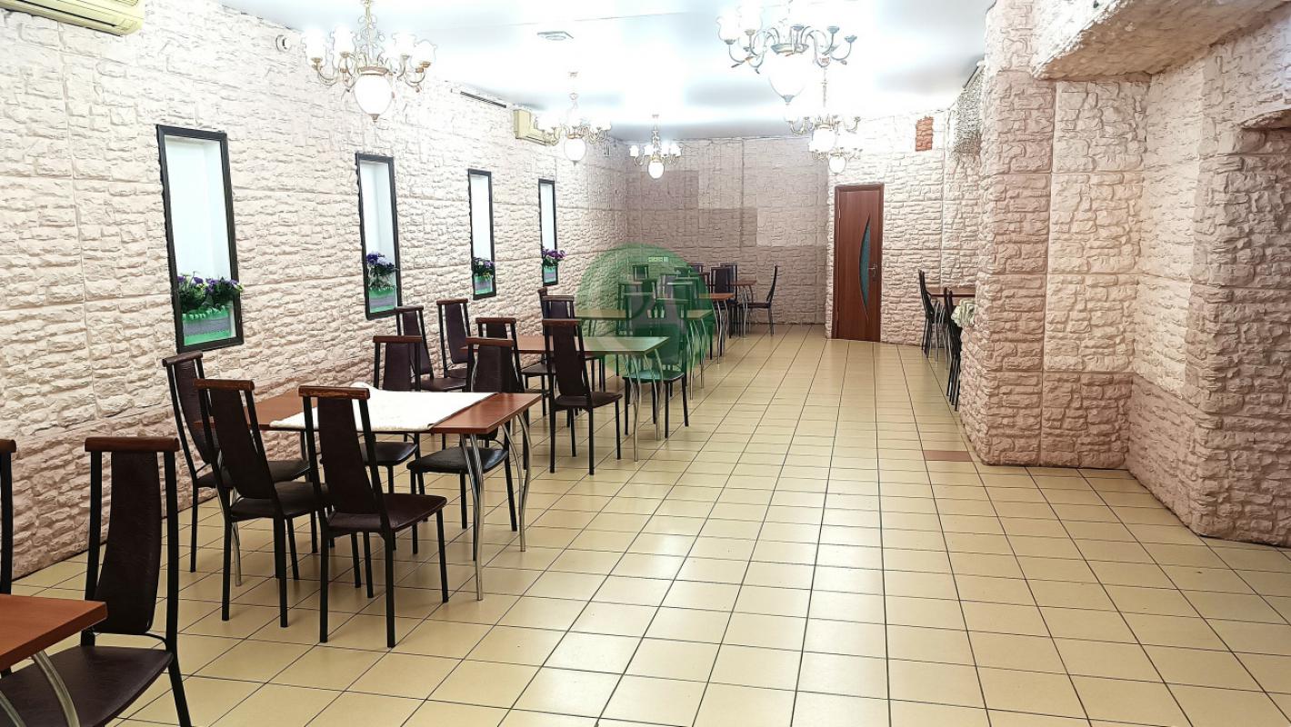 Продам нежилое помещение в котором расположен банкетные залы &laquo;Товиус&raquo;, город Орс - Орск