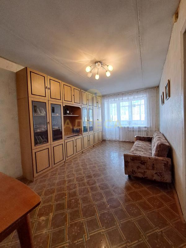 В продаже просторная трёхкомнатная квартира общей площадью 56,4 кв. - Оренбург