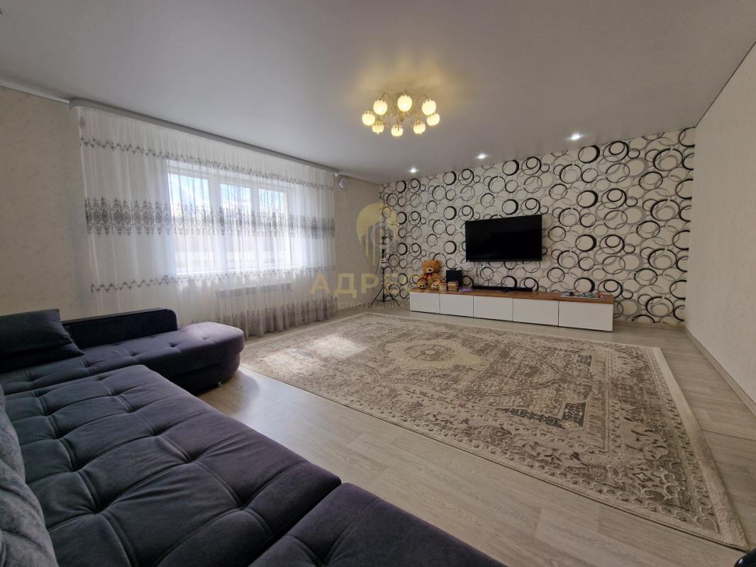 Продается дом, завершенного строительства и введенного в эксплуатацию по адреса ул. - Оренбург