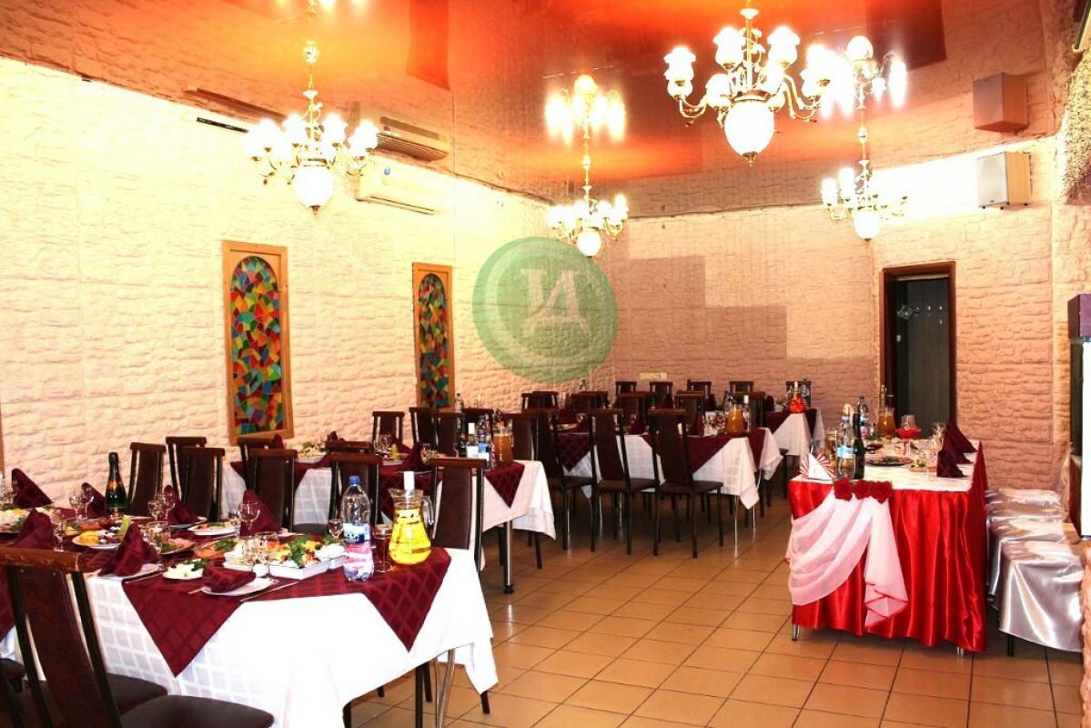 Продам нежилое помещение в котором расположен банкетные залы &laquo;Товиус&raquo;, город Орс - Орск