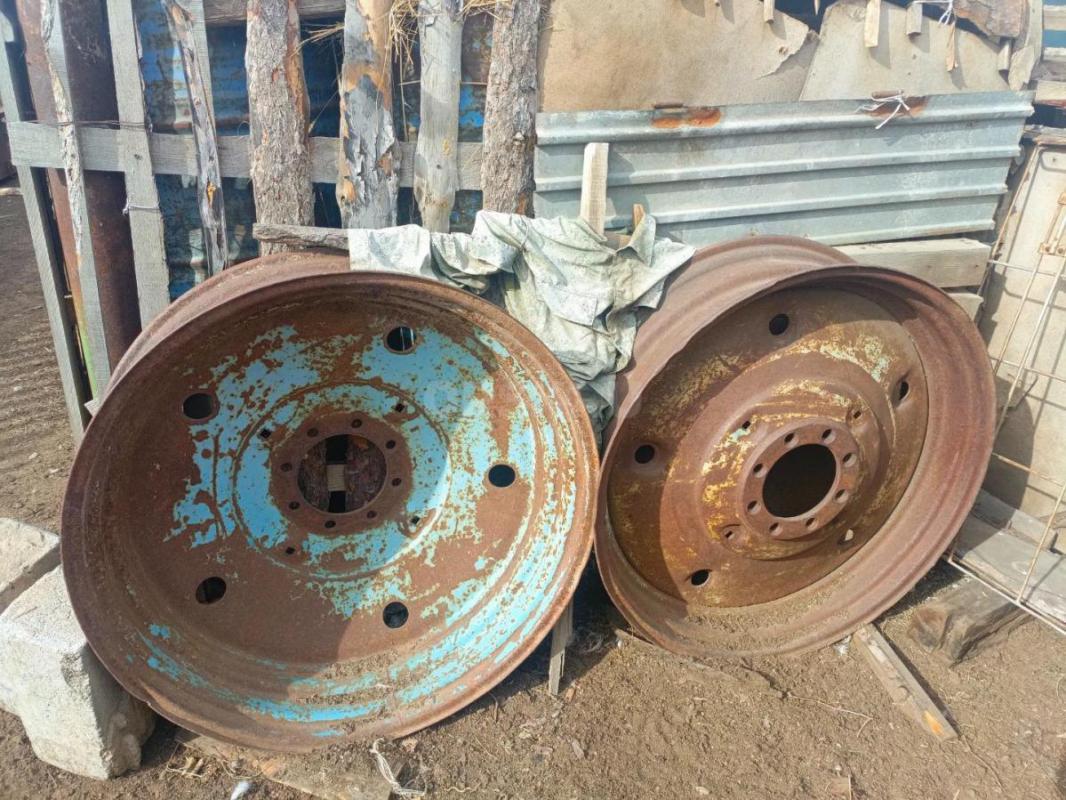 Колесные диски от МТЗ 80 задние б/у 2 шт по 3500 т р - Орск