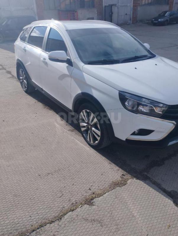 Продам автомобиль, один хозяин,  в отличном  состоянии, приобреталась у дилера за наличный расчет, - Орск