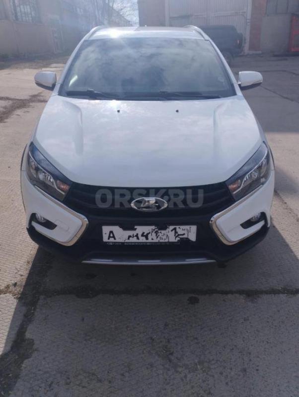 Продам автомобиль, один хозяин,  в отличном  состоянии, приобреталась у дилера за наличный расчет, - Орск