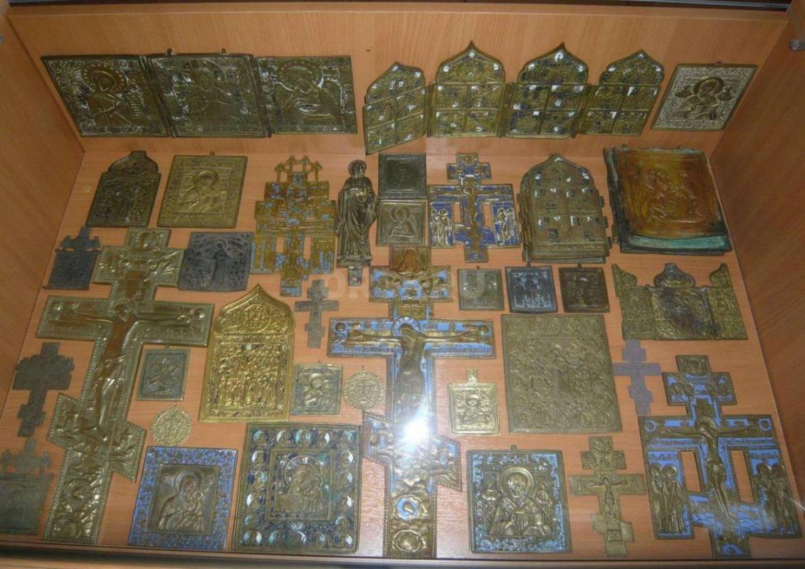 Магазин "АНТИКВАРИАТ" покупает предметы старины, медали, награды, монеты до 1917 года, Кас - Орск