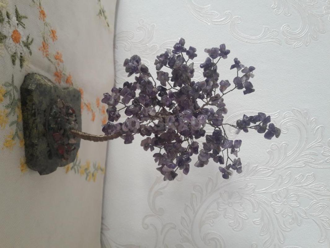 Продам:
-винтажный  заварочный чайник с узором на подносе латунь-никель-1500;
-статуэтка лыжница; - Орск