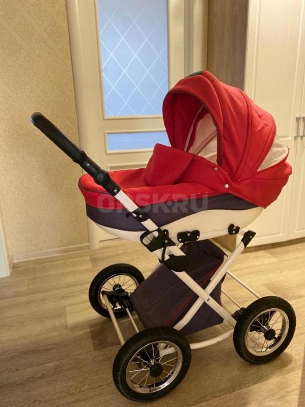 Продам детскую коляску в идеальном состоянии, подходит для детей от 0 до 1,5 лет. - Новотроицк